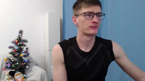 Snapshot of ray_booy chatting on 12/14/25, 06:34 Ray Booy online show from 12/14/25, 06:34