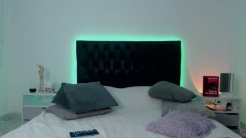 Ray online show from 11/16/25, 03:01