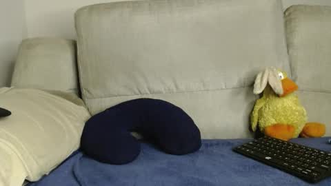 Snapshot of raycatt chatting on 04/16/26, 10:49 Ray online show from 04/16/26, 10:49