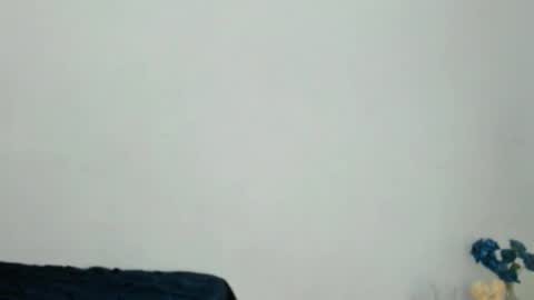 Snapshot of raydevil_ chatting on 02/01/26, 04:55 Rayn online show from 02/01/26, 04:55