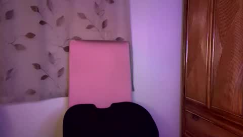 Snapshot of rayemillian chatting on 05/23/26, 04:50 Raye Millian online show from 05/23/26, 04:50