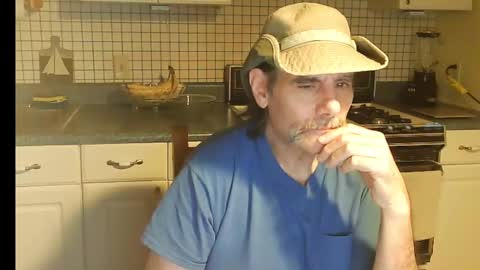 Ray online show from 10/30/25, 10:06