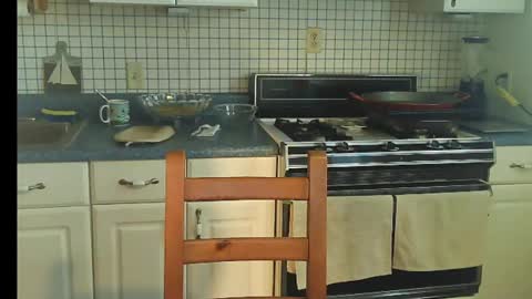 Ray online show from 11/03/25, 07:37