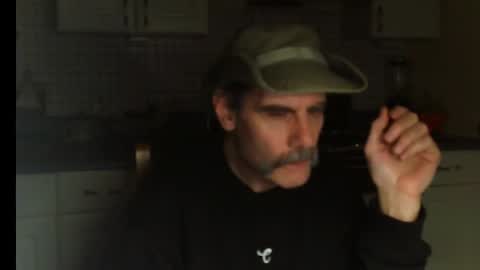 Snapshot of raylene4u2 chatting on 01/07/26, 10:45 Ray online show from 01/07/26, 10:45