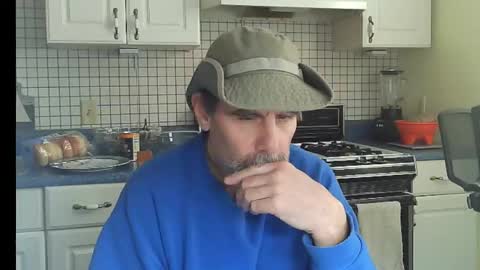 Snapshot of raylene4u2 chatting on 02/01/26, 07:56 Ray online show from 02/01/26, 07:56