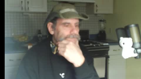 Snapshot of raylene4u2 chatting on 03/02/26, 10:11 Ray online show from 03/02/26, 10:11