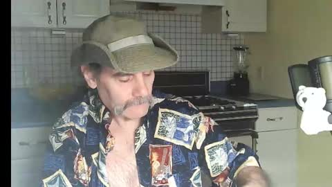 Snapshot of raylene4u2 chatting on 03/03/26, 06:30 Ray online show from 03/03/26, 06:30