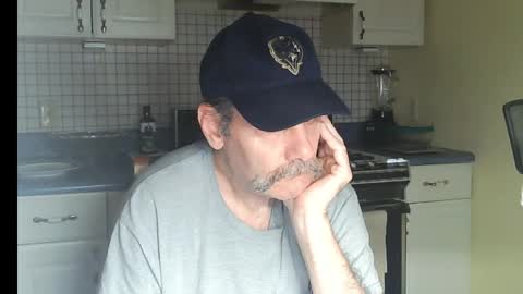 Snapshot of raylene4u2 chatting on 03/12/26, 09:48 Ray online show from 03/12/26, 09:48
