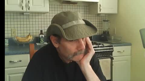 Snapshot of raylene4u2 chatting on 03/15/26, 05:52 Ray online show from 03/15/26, 05:52