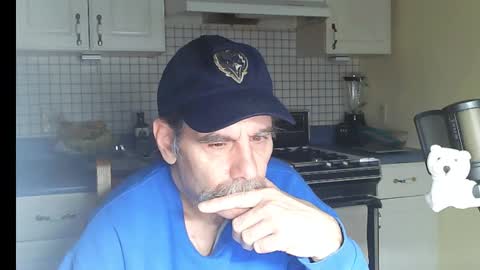 Snapshot of raylene4u2 chatting on 03/25/26, 06:08 Ray online show from 03/25/26, 06:08