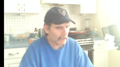 Snapshot of raylene4u2 chatting on 03/30/26, 06:42 Ray online show from 03/30/26, 06:42