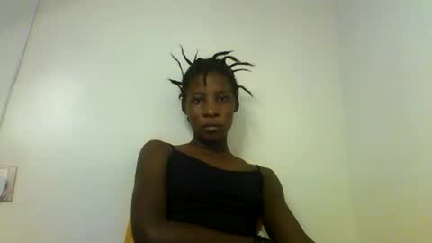 Snapshot of raylucia chatting on 04/22/26, 02:58 ray online show from 04/22/26, 02:58