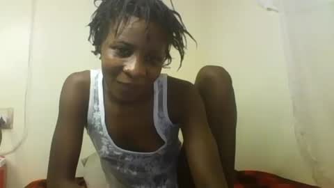 Snapshot of raylucia chatting on 06/01/26, 12:23 ray online show from 06/01/26, 12:23
