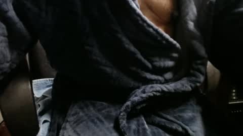 Snapshot of raysmith77777777 chatting on 11/02/25, 12:24 Ray online show from 11/02/25, 12:24