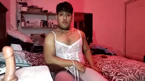 Snapshot of rayuwur chatting on 10/12/25, 10:42 Ray online show from 10/12/25, 10:42