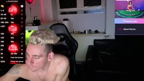 Rayzel online show from 05/26/26, 01:01