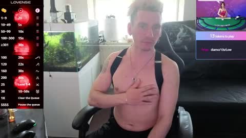 Rayzel online show from 05/29/26, 01:09