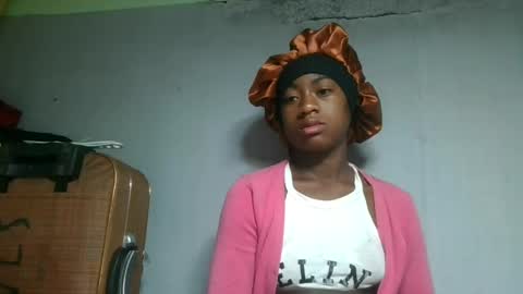 Snapshot of razafy922472 chatting on 06/20/26, 07:38 razafy922472 online show from 06/20/26, 07:38