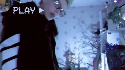  Yrriel Strife Candy-Demon Caveboy mr. Cringe   online show from 12/05/24, 08:11