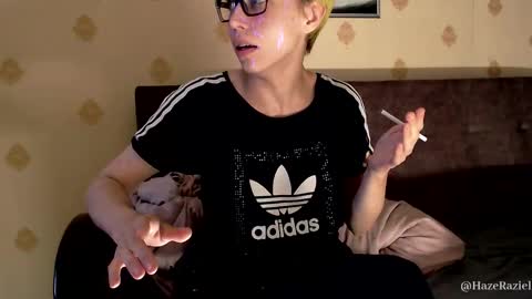  Yrriel Strife Candy-Demon Caveboy mr. Cringe   online show from 09/15/25, 03:56