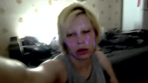  Yrriel Strife Candy-Demon Caveboy mr. Cringe   online show from 06/04/26, 06:30