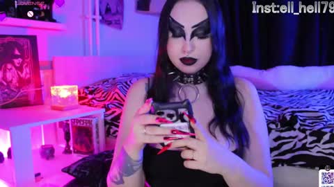 My kittensIm on vacation until July 25th. You can join the fan club  free content  online show from 11/28/25, 09:06