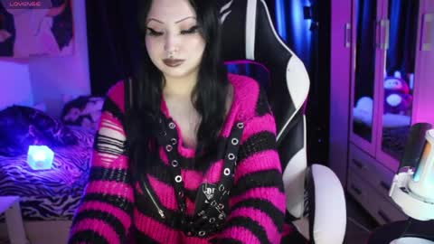 My kittensIm on vacation until July 25th. You can join the fan club  free content  online show from 04/16/26, 09:39