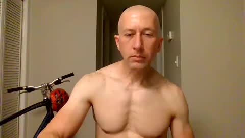 Snapshot of rbtknkstr chatting on 09/29/25, 12:27 rbtknkstr online show from 09/29/25, 12:27