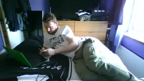 Snapshot of readmymouth chatting on 03/21/26, 12:32 readmymouth online show from 03/21/26, 12:32