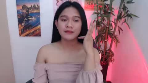 Beth online show from 11/17/25, 07:41