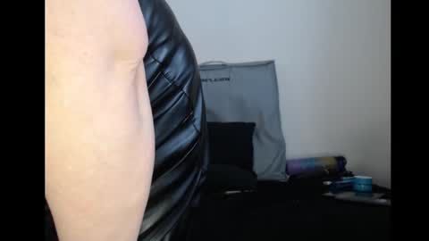 Snapshot of real_36_dd chatting on 03/08/25, 05:22 Fannie online show from 03/08/25, 05:22