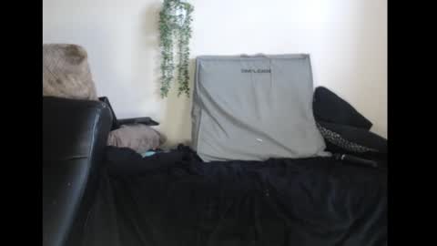 Snapshot of real_36_dd chatting on 09/30/25, 04:56 Fannie online show from 09/30/25, 04:56