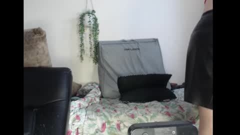 Snapshot of real_36_dd chatting on 11/30/25, 05:28 Fannie online show from 11/30/25, 05:28