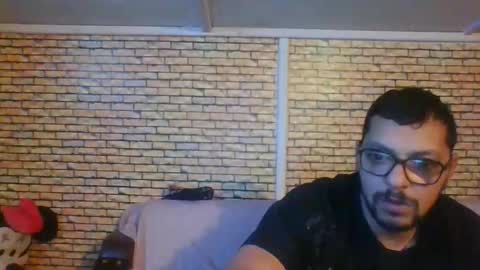 Snapshot of real_coupl3 chatting on 12/03/25, 05:48 real_coupl3 online show from 12/03/25, 05:48