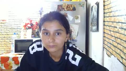 Snapshot of real_coupl3 chatting on 07/14/26, 07:19 real_coupl3 online show from 07/14/26, 07:19