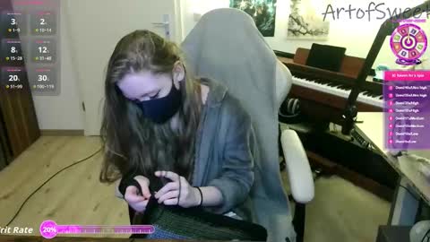 Snapshot of realartofslut chatting on 02/16/26, 08:27 realartofslut online show from 02/16/26, 08:27