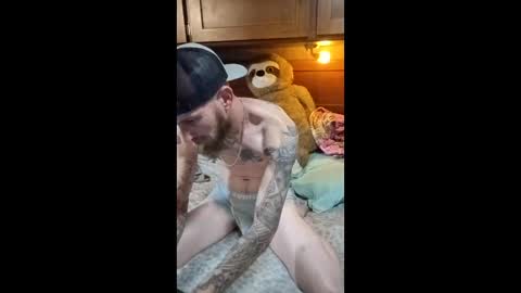 Real Hot Couple online show from 04/28/26, 02:21