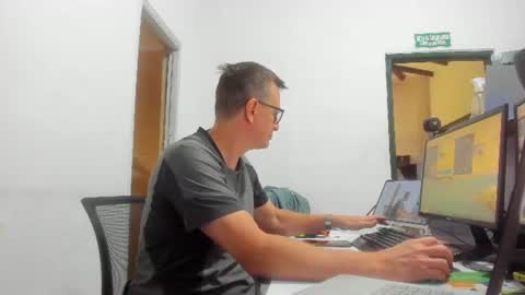 Snapshot of realdreamswc chatting on 07/15/26, 06:13 realdreamswc online show from 07/15/26, 06:13