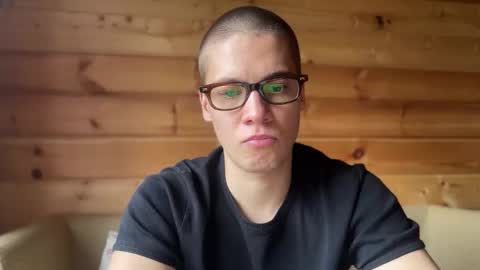 AliceEve online show from 10/31/25, 10:38