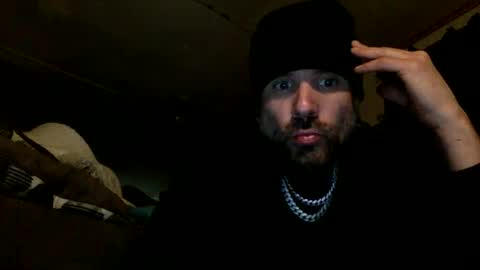 Snapshot of realzilla69 chatting on 02/25/25, 05:52 realzilla69 online show from 02/25/25, 05:52