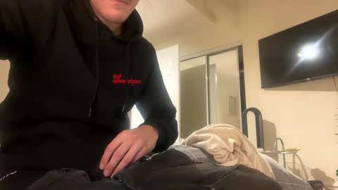 Snapshot of reasonablycurious chatting on 11/13/25, 01:37 reasonablycurious online show from 11/13/25, 01:37