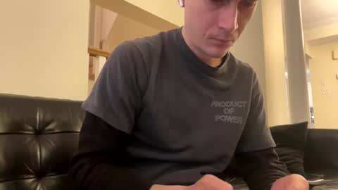 Snapshot of reasonablycurious chatting on 04/15/26, 02:13 reasonablycurious online show from 04/15/26, 02:13