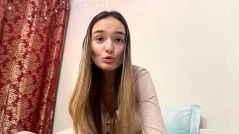 Snapshot of reathakiss chatting on 03/13/26, 04:02 Risa online show from 03/13/26, 04:02