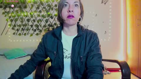 Rebbeca online show from 09/24/25, 10:40