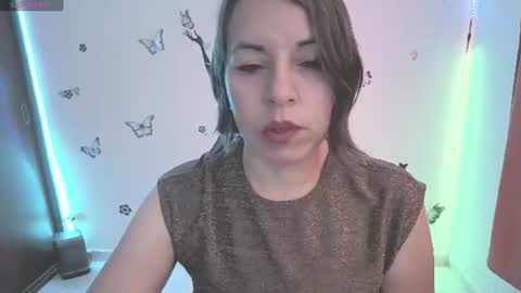 Snapshot of rebbeca09 chatting on 07/22/26, 01:14 Rebbeca online show from 07/22/26, 01:14