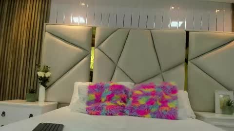 Rebeca online show from 10/11/25, 11:31