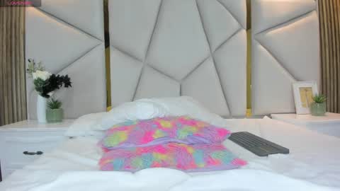 Snapshot of rebeca_brown_ chatting on 04/23/26, 12:29 Rebeca online show from 04/23/26, 12:29