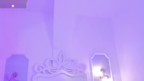 Rebeca Whatsson online show from 11/10/25, 11:42