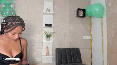 Snapshot of rebecablack_ chatting on 03/19/26, 06:34 Rebeca Black online show from 03/19/26, 06:34