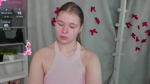 Snapshot of rebecca_____ chatting on 02/19/25, 06:32 rebecca_____ online show from 02/19/25, 06:32